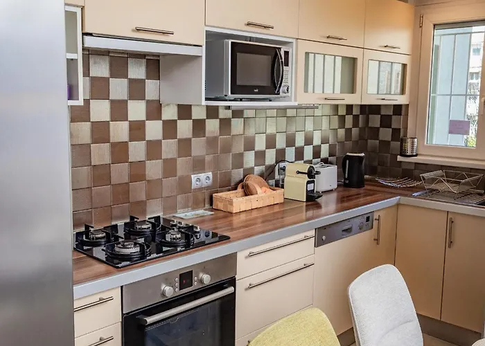 Daire Neat & Comfy Near The Danube Budapeşte