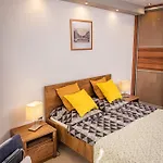 Neat & Comfy Near The Danube Apartamento *