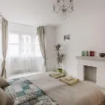Neat & Comfy Near The Danube アパート