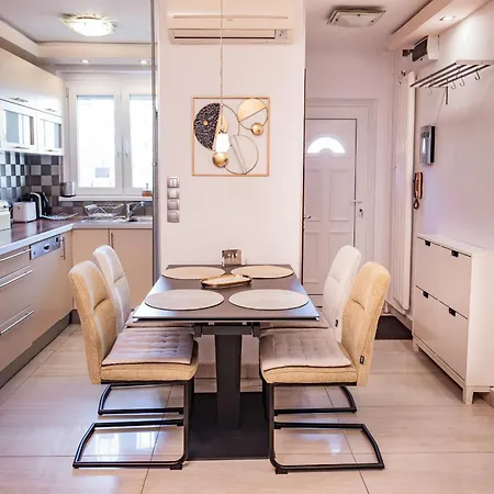 Neat & Comfy Near The Danube דירה בודפשט