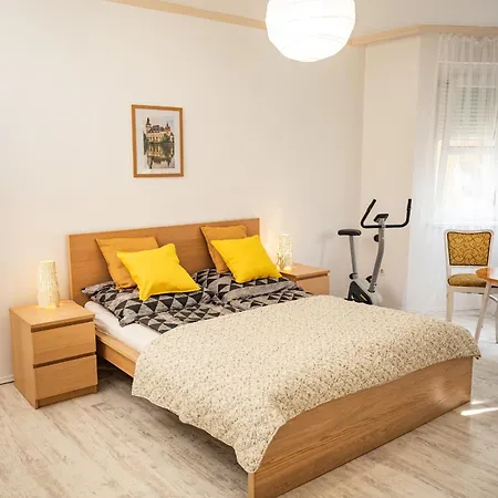 Neat & Comfy Near The Danube דירה בודפשט